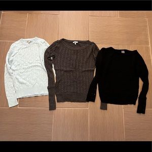Bundle of 4 sweaters size small
